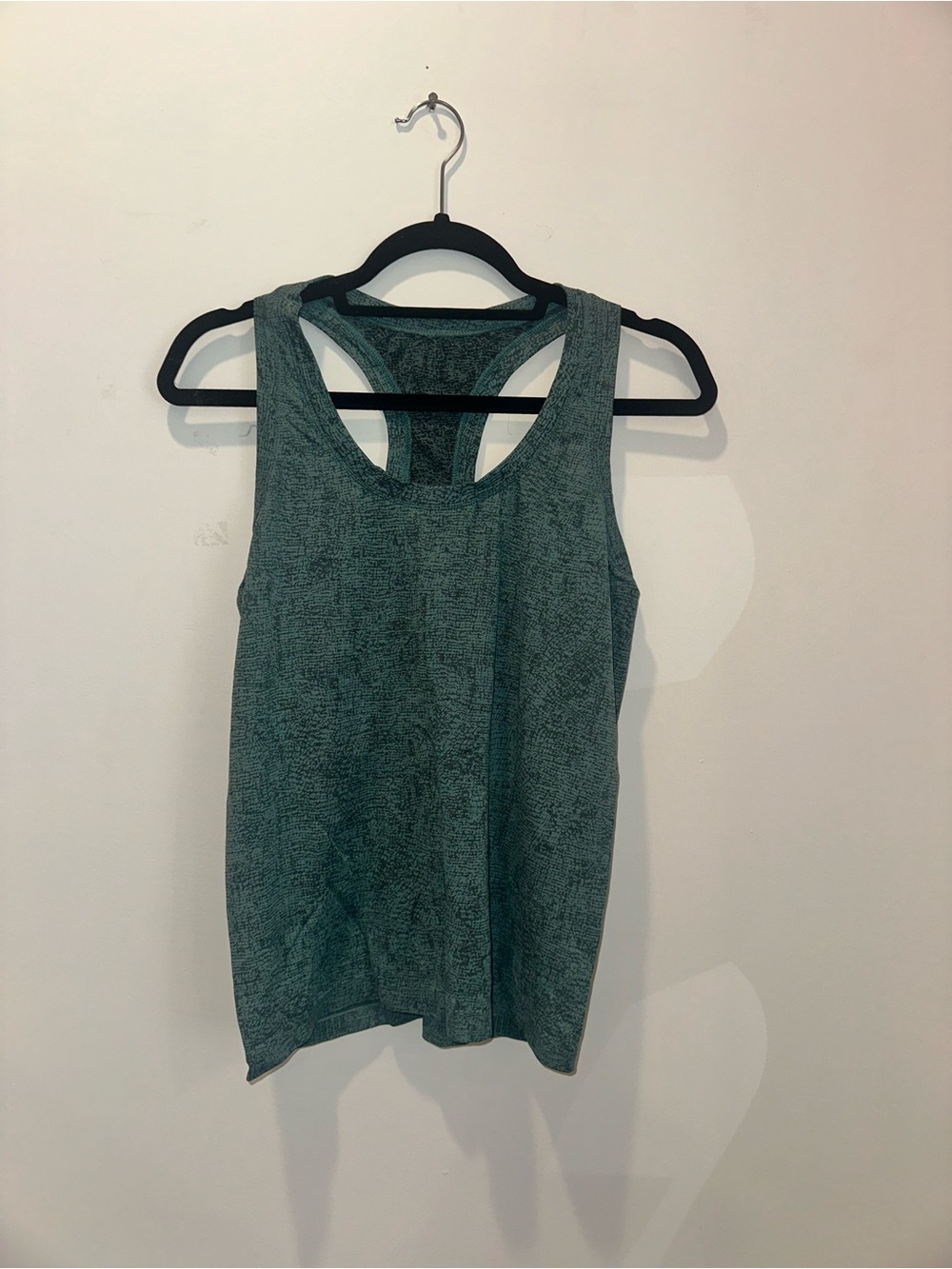 Women’s Green Racerback Tank Top - Casual Performance Style